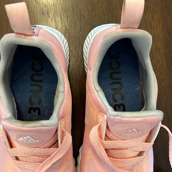 Adidas edge lux athletic shoe - Picture 3 of 5